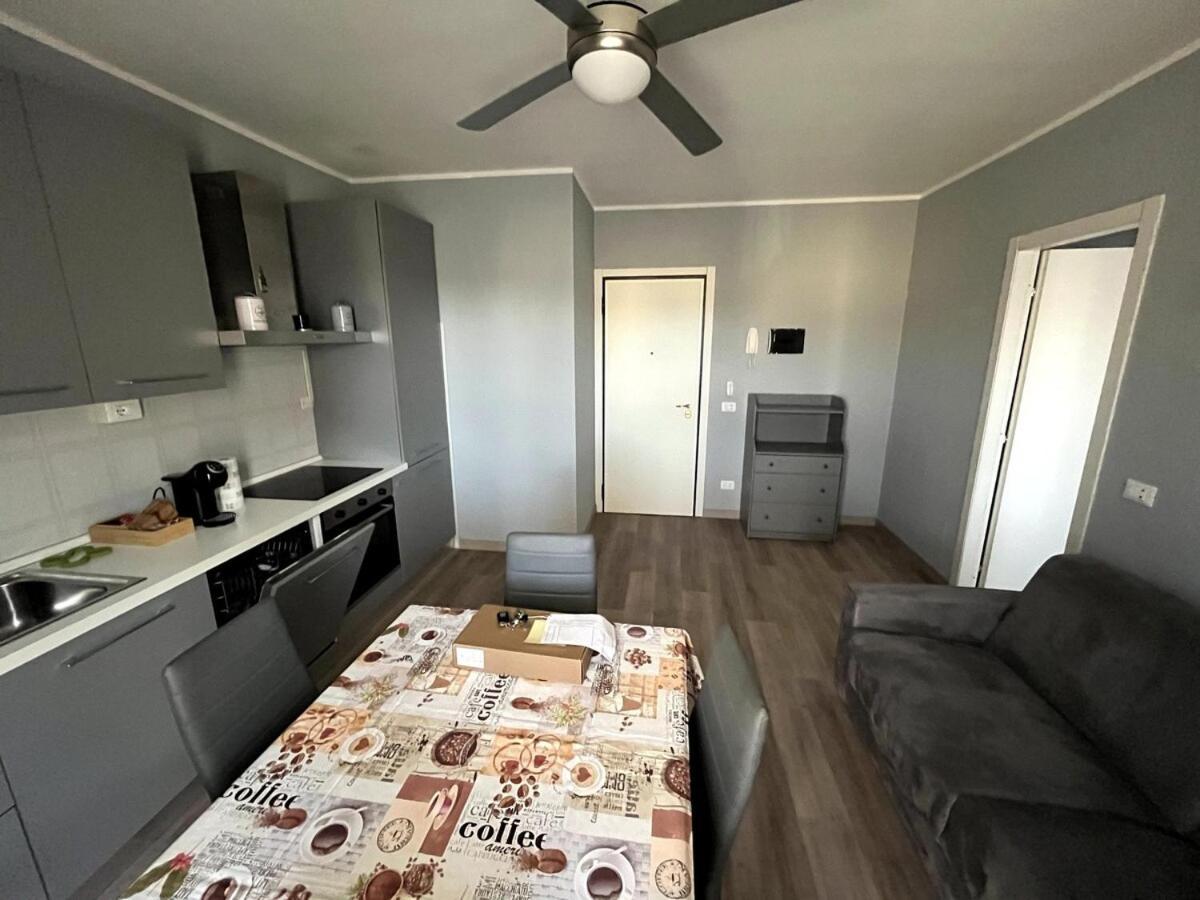 Apartmán Bilocale Con Netflix Incluso Lodi Exteriér fotografie
